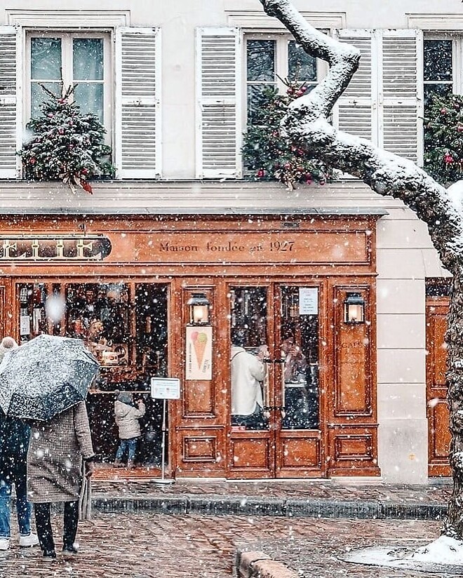 파리에 내린 첫눈