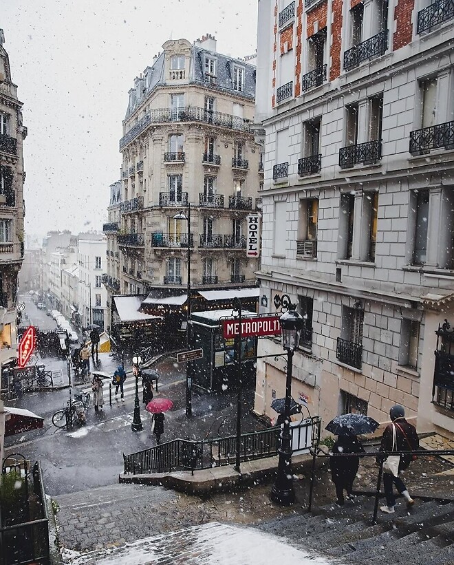 파리에 내린 첫눈