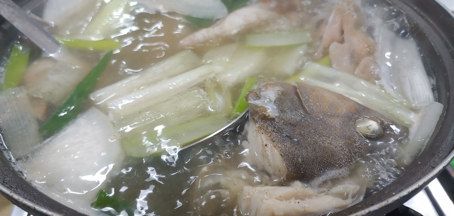 방어회와 붉바리 맑은탕... - DVDPrime 프라임차한잔 게시판