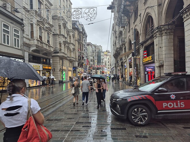 유럽의 끝에서 아시아를 보다