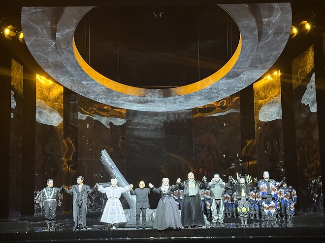 5시간짜리 오페라 &amp;lt;트리스탄과 이졸데&amp;gt; 관람했습니다.