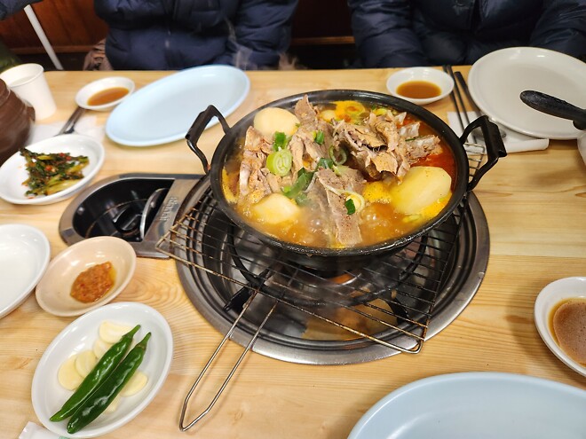 망년회에서 함께한 8억이 넘는 스피커.