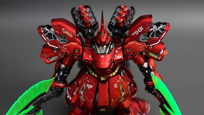 두 번째 건프라.. MG 사자비 버카 스페셜코팅판 (무광마감)