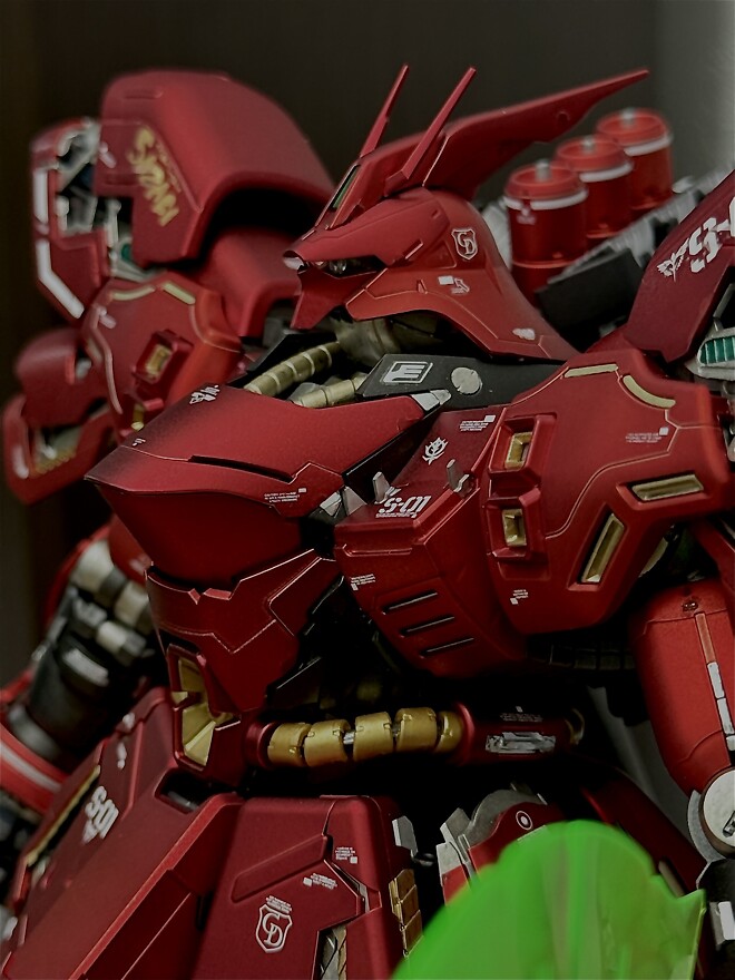 두 번째 건프라.. MG 사자비 버카 스페셜코팅판 (무광마감)