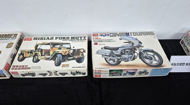 아카데미 x 반창고TV 전시회 4