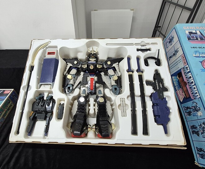 아카데미 x 반창고TV 전시회 4