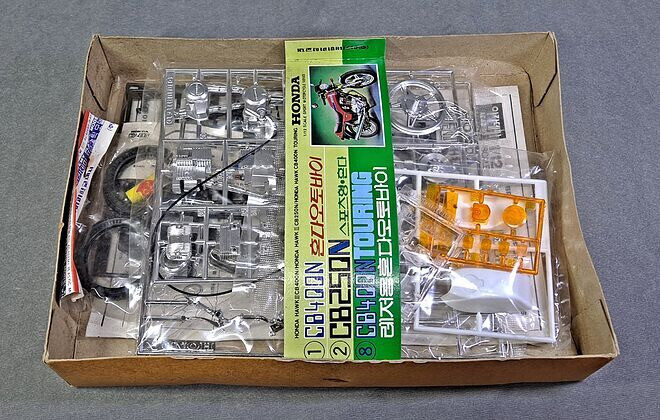 아카데미 x 반창고TV 전시회 4