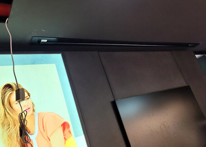 회의실 빔프로젝터 시공사례 : 뷰소닉 X1-4K 스케쳐스코리아