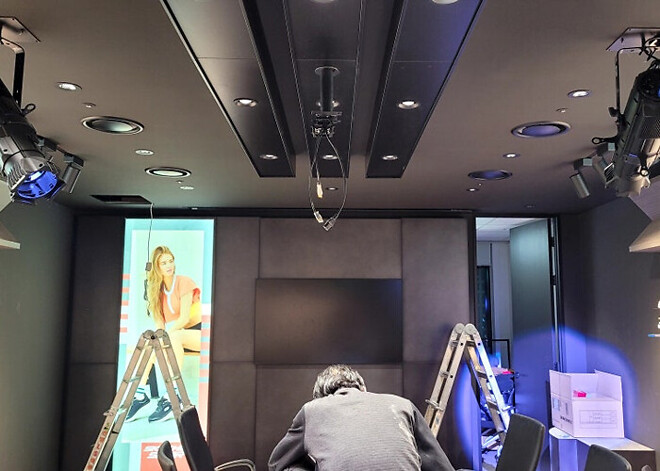 회의실 빔프로젝터 시공사례 : 뷰소닉 X1-4K 스케쳐스코리아