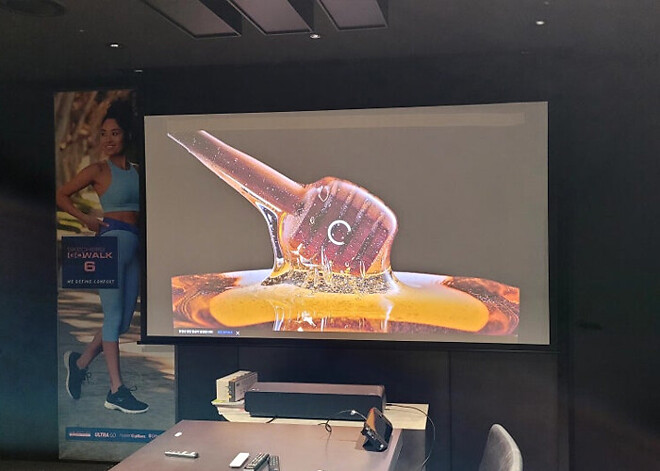 회의실 빔프로젝터 시공사례 : 뷰소닉 X1-4K 스케쳐스코리아