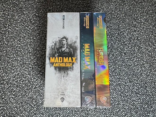 매드맥스 2무비 도착했네요.