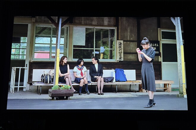 바닷마을 다이어리 4K 다시 봤네요.