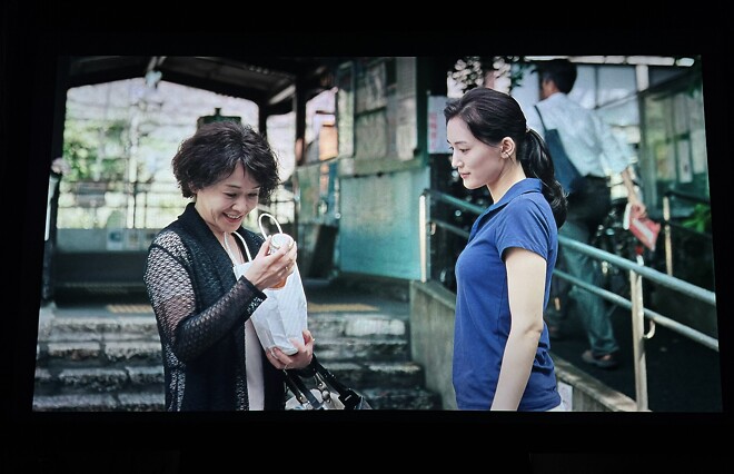 바닷마을 다이어리 4K 다시 봤네요.