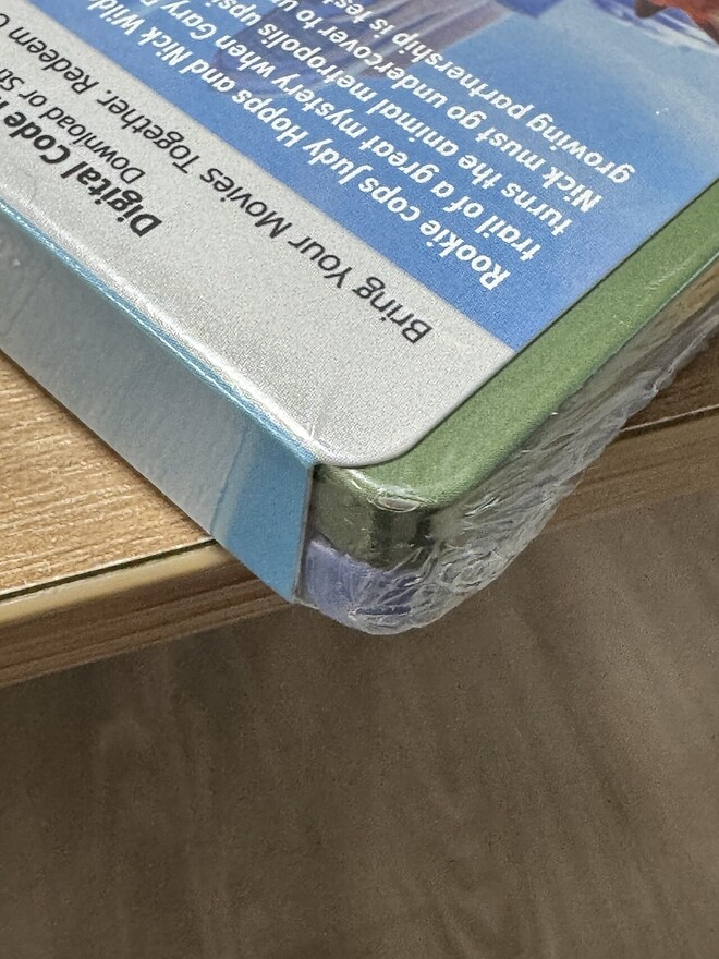 아마존 주토피아2 스틸북이 왔는데 좀 아쉽네요