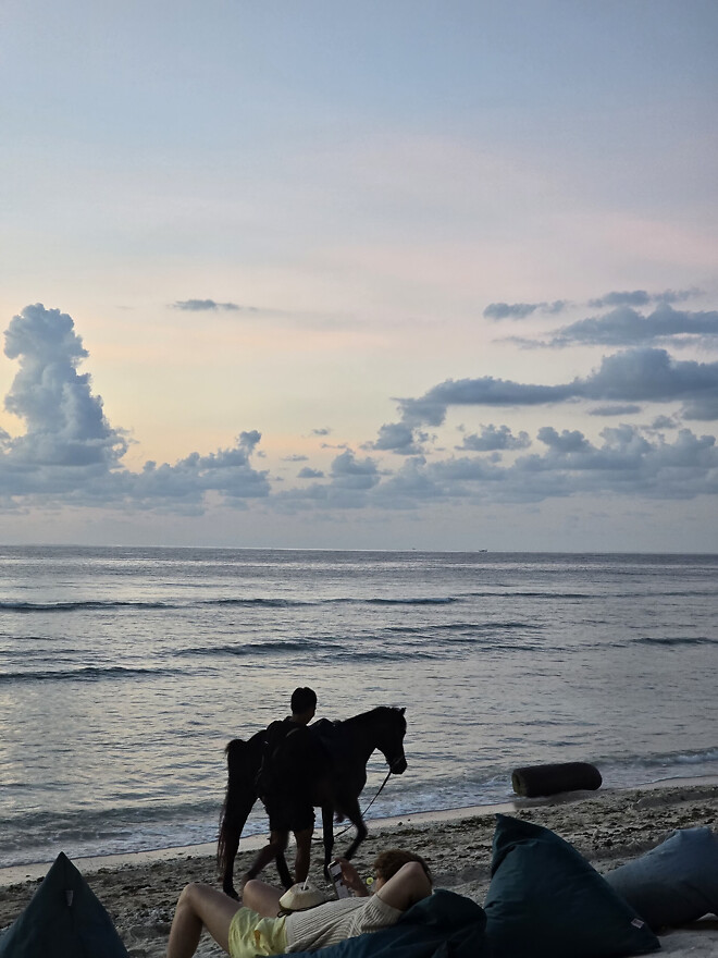 상한가 기념 플렉스합니다.