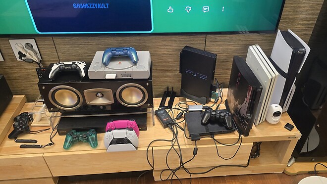 플스에 빠진 아들 - 하라는 게임은 안하고~