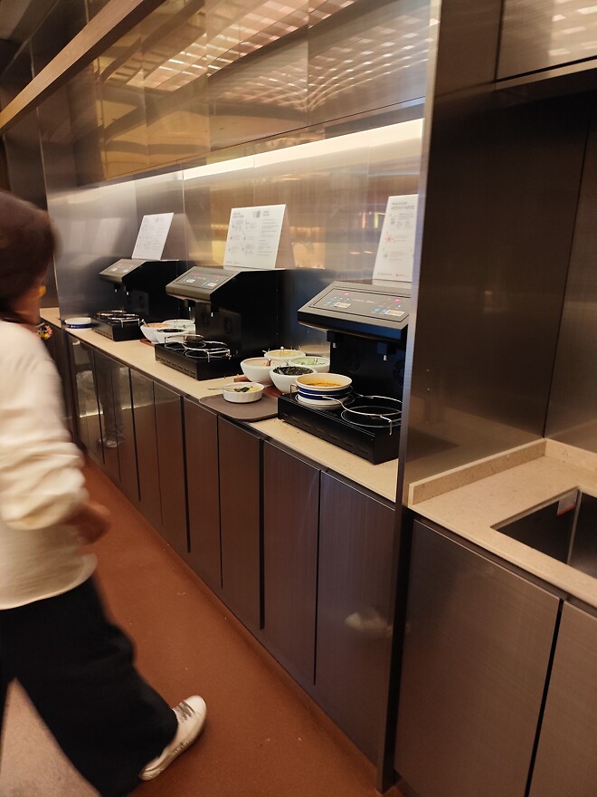 인천공항 대한항공 라운지들은 이렇게 생겼습니다.