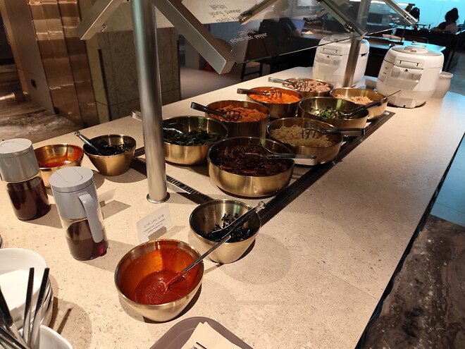 인천공항 대한항공 라운지들은 이렇게 생겼습니다.