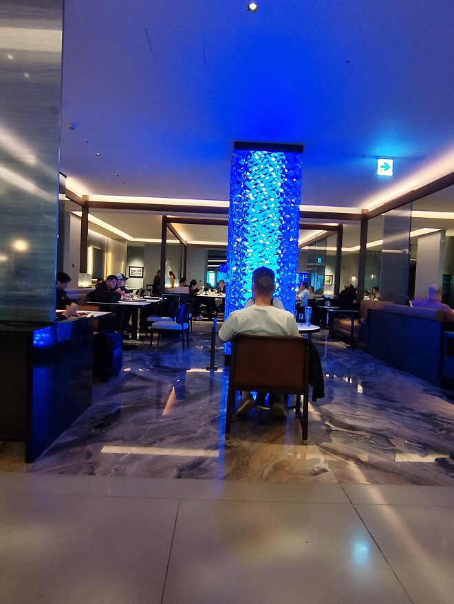 인천공항 대한항공 라운지들은 이렇게 생겼습니다.