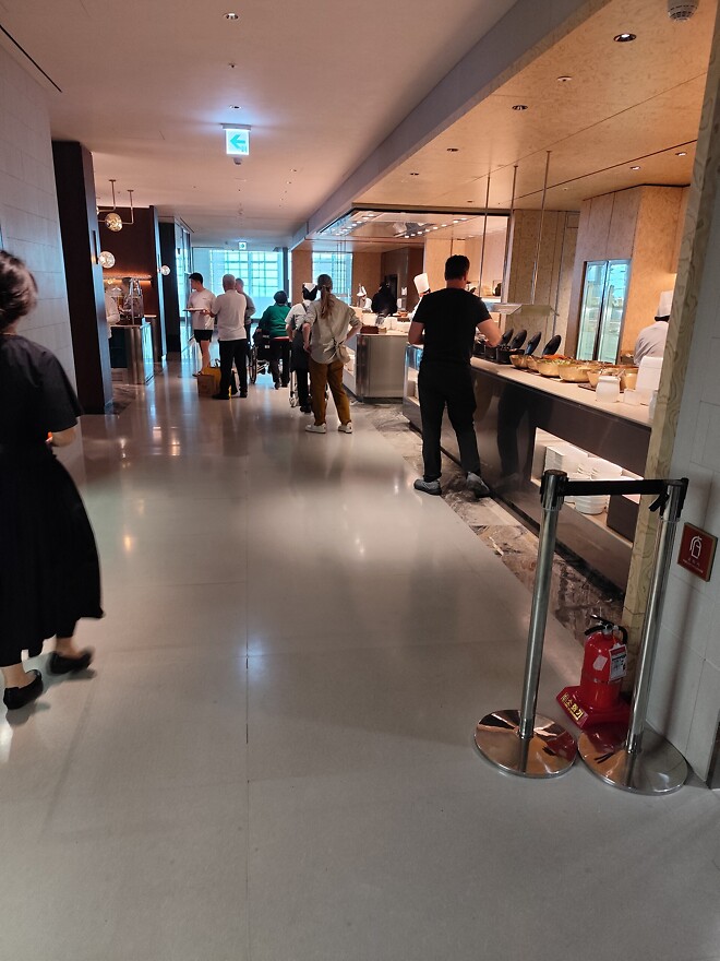 인천공항 대한항공 라운지들은 이렇게 생겼습니다.