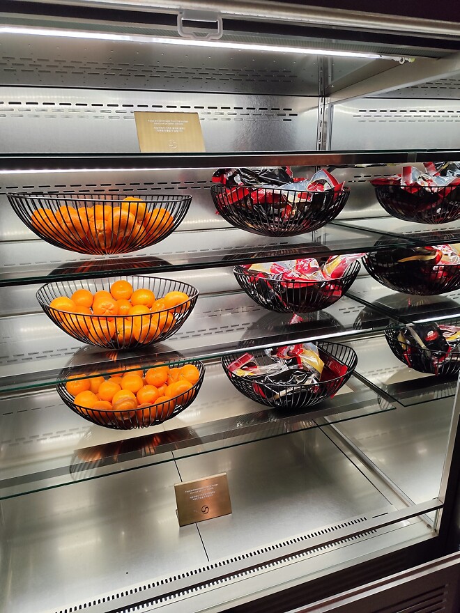 인천공항 대한항공 라운지들은 이렇게 생겼습니다.