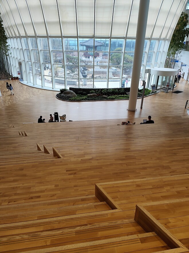 인천공항 대한항공 라운지들은 이렇게 생겼습니다.