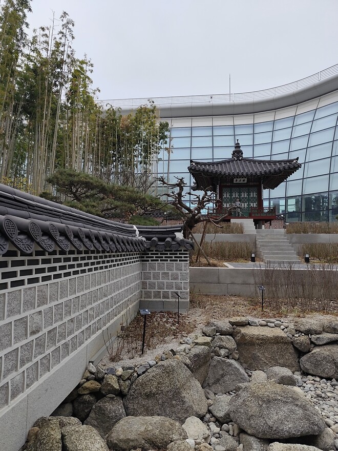 인천공항 대한항공 라운지들은 이렇게 생겼습니다.