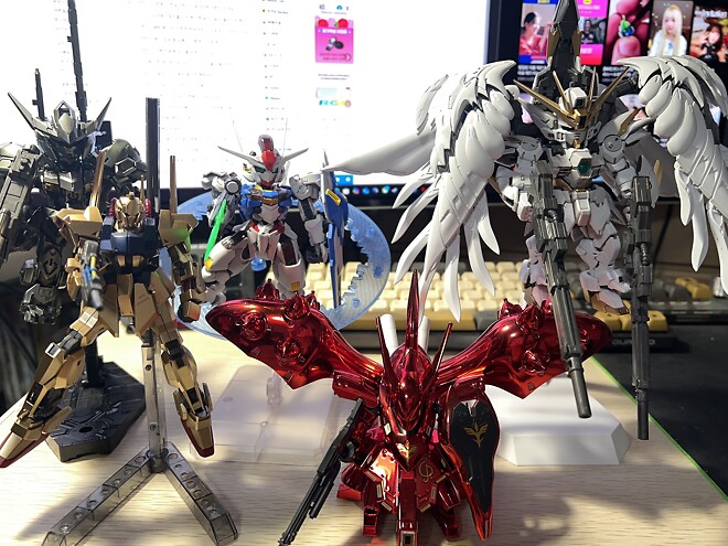 일주일동안 만든 대륙제 건프라들