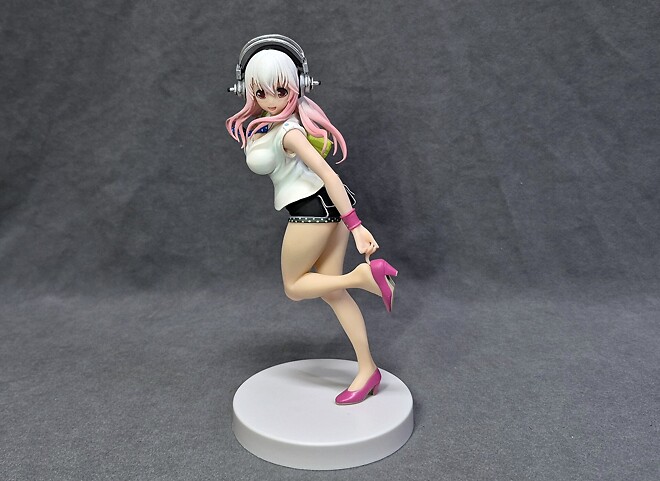 슈퍼 소니코 - 외출 타임 피규어