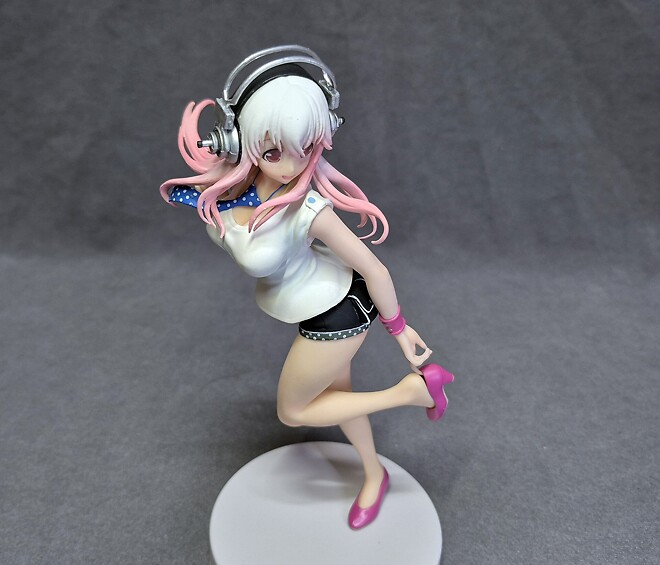 슈퍼 소니코 - 외출 타임 피규어