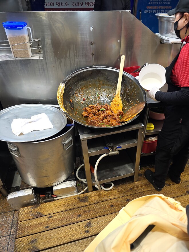 현재 인천 신포시장 줄선집 베스트 4