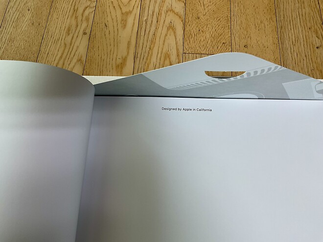 Designed by Apple in California 아카이브 포토북