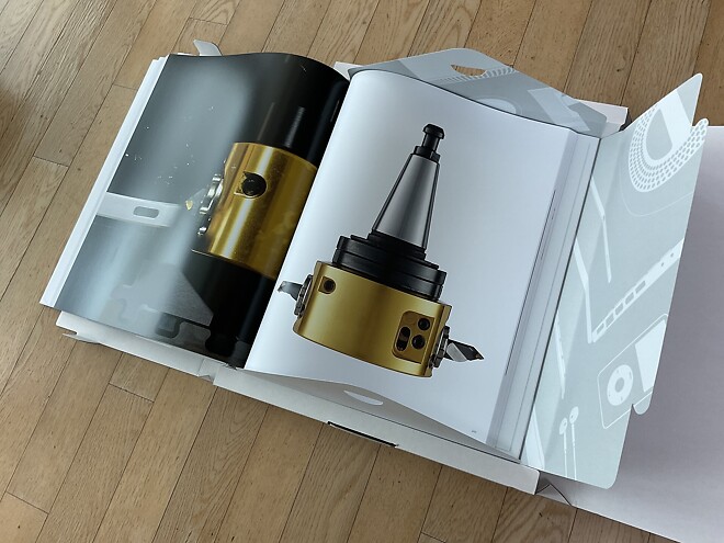 Designed by Apple in California 아카이브 포토북