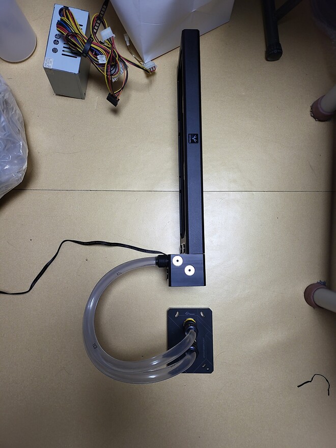 그랑존 커스텀수냉 구매조립해봤습니다.