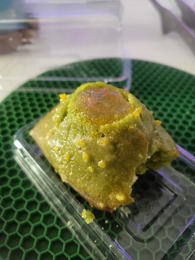 아침에 베이글에 크림치즈에 트러플 살짝