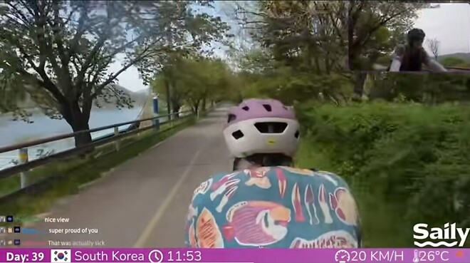 자전거로 국토종주중인 외국인