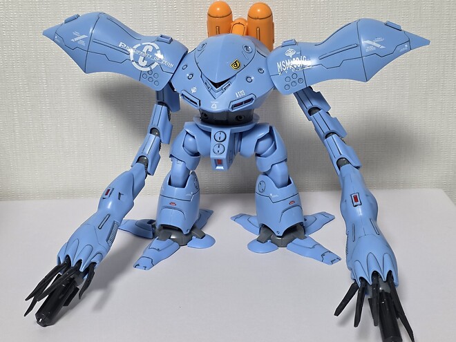 (건프라) 대륙제 1/100 하이곡그.(HG 뻥튀기)