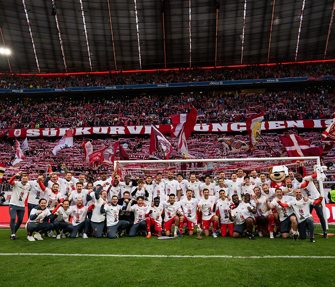 김민재 유럽 빅리그 우승 트로피 추가