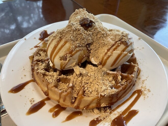 [번개후기] &amp;#039;창모루&amp;#039; 칼제비 먹고 &amp;#039;일피노&amp;#039; 커피 &amp;amp; 와플