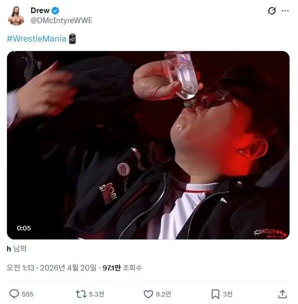 [펌] 해외에서 화제인 롤 대회 영상