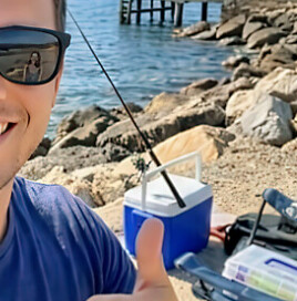 남친이 보낸 낚시 인증사진을 보고 여친은 이별 통보