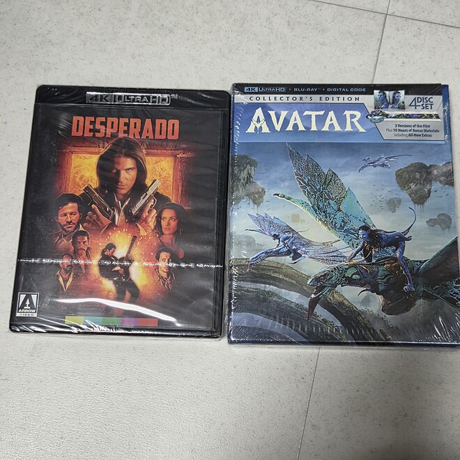 여러가지 판매 ( 4K, 스틸북, 스토브리그 등)