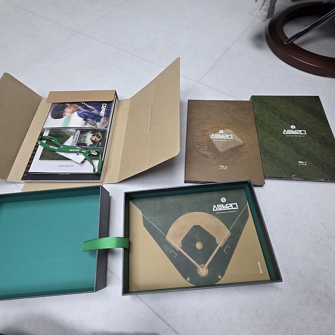 여러가지 판매 ( 4K, 스틸북, 스토브리그 등)