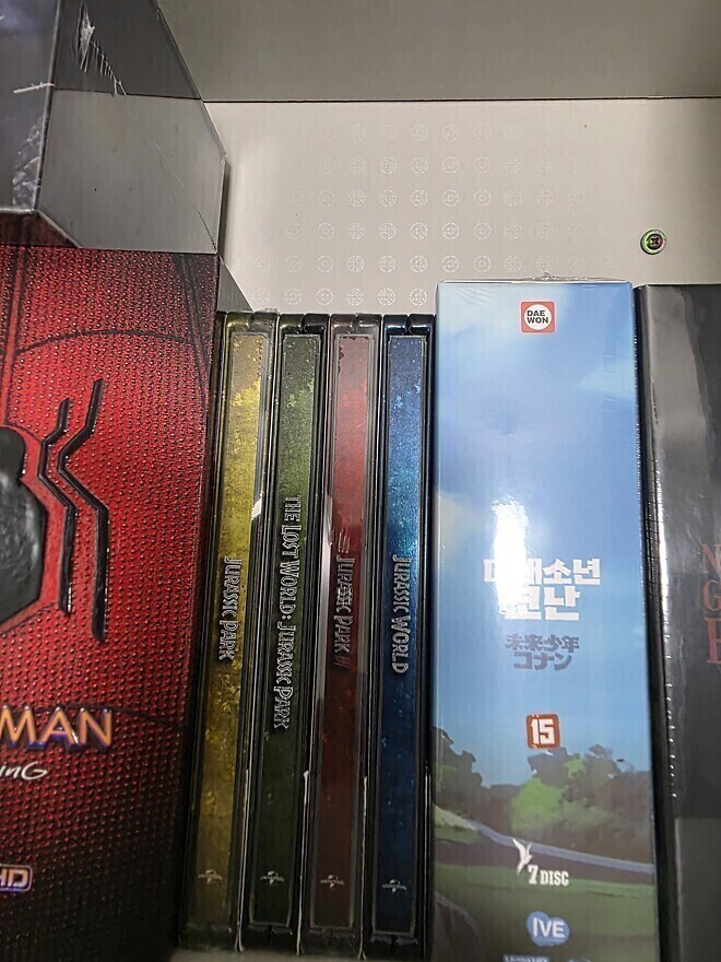 4K블루레이 스틸북 원클릭 판매합니다.