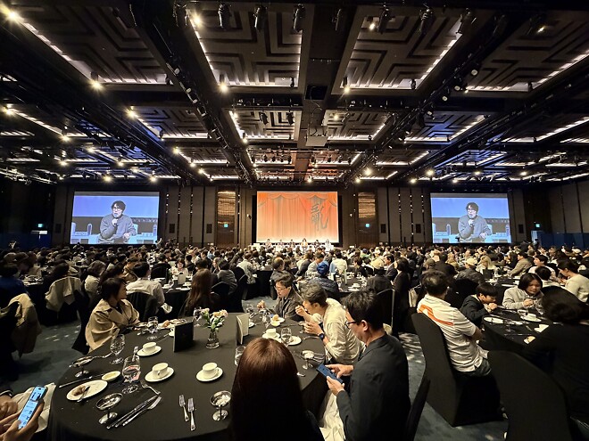 란 12.3 디너쇼에 왔습니다~