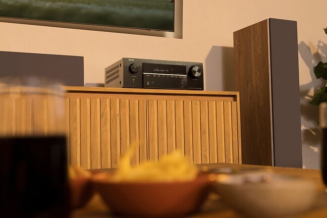 데논 새로운 AVR-X2900HDAB 리시버 출시: 디락 라이브, 웹 인터페이스 및 고급 모니터링 기능이 탑재된 HDMI 2.1