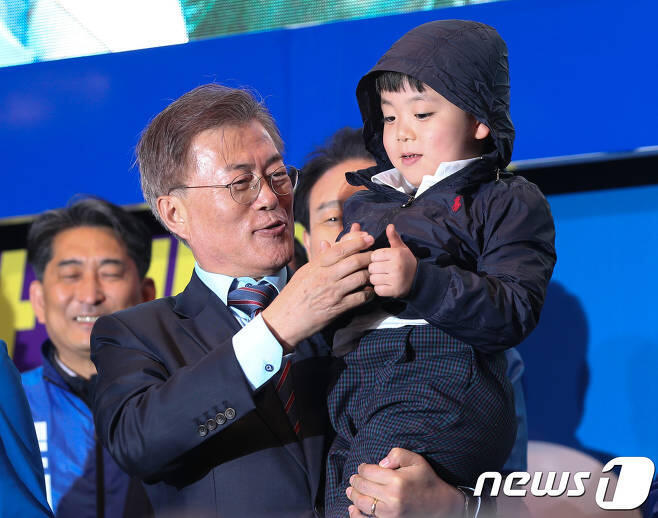 다운로드 (11).jpg