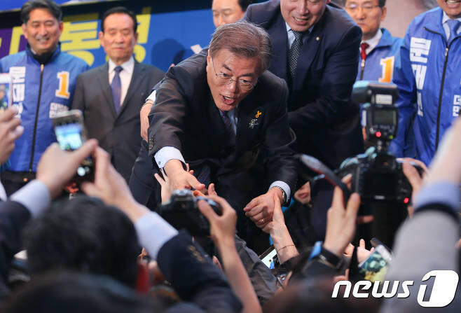 다운로드 (14).jpg