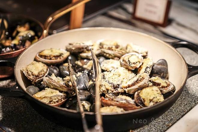 광화문 포시즌스 호텔 뷔페 후기 - 랍스터무제한