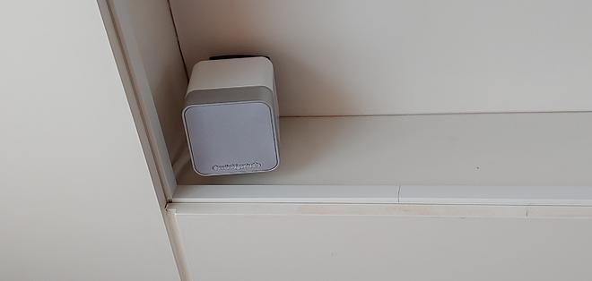 리어 천장스피커 모습.jpg